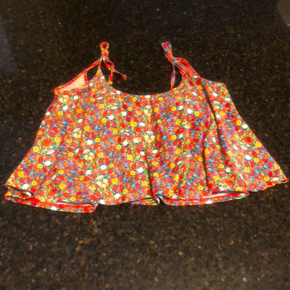 Kortni Jeane Swing Top, M, Excellent Condition